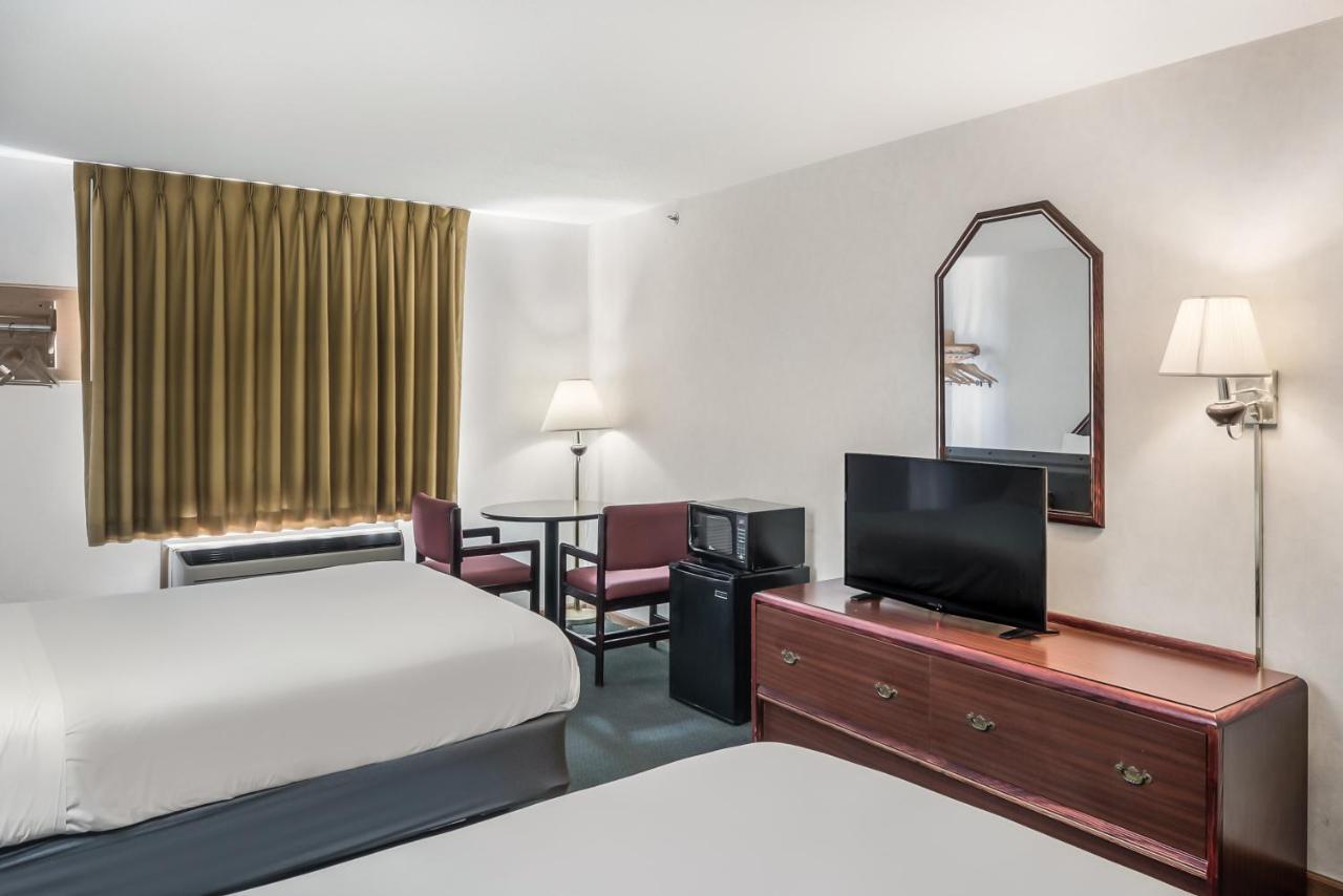 Americas Best Value Inn-Wenona Exteriör bild