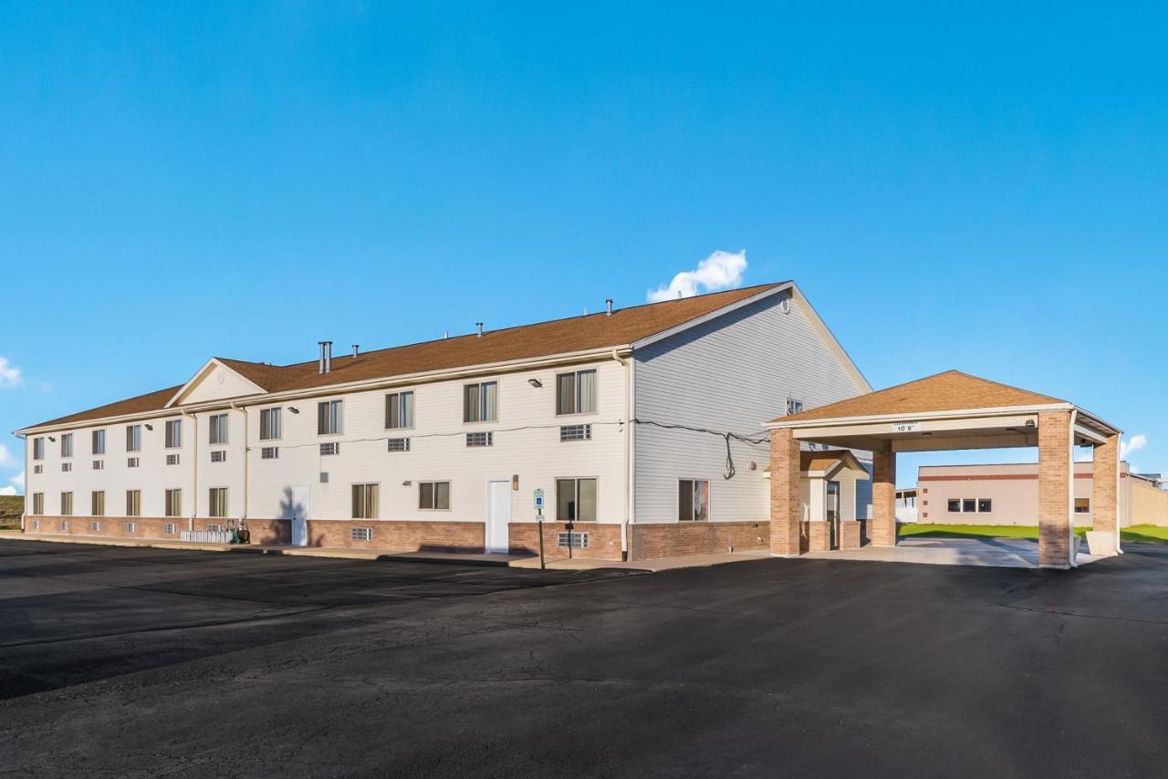Americas Best Value Inn-Wenona Exteriör bild
